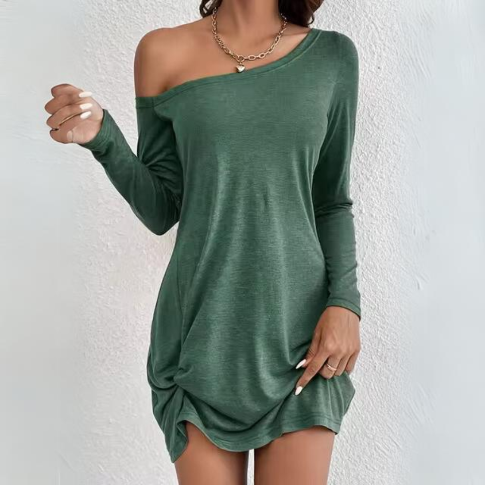 Delilah - Elegancka sukienka na ramiączkach z długim rękawem