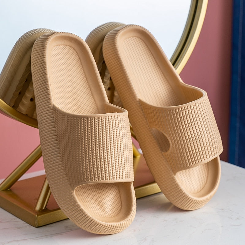 ComfySlides™: Kapcie dla kobiet