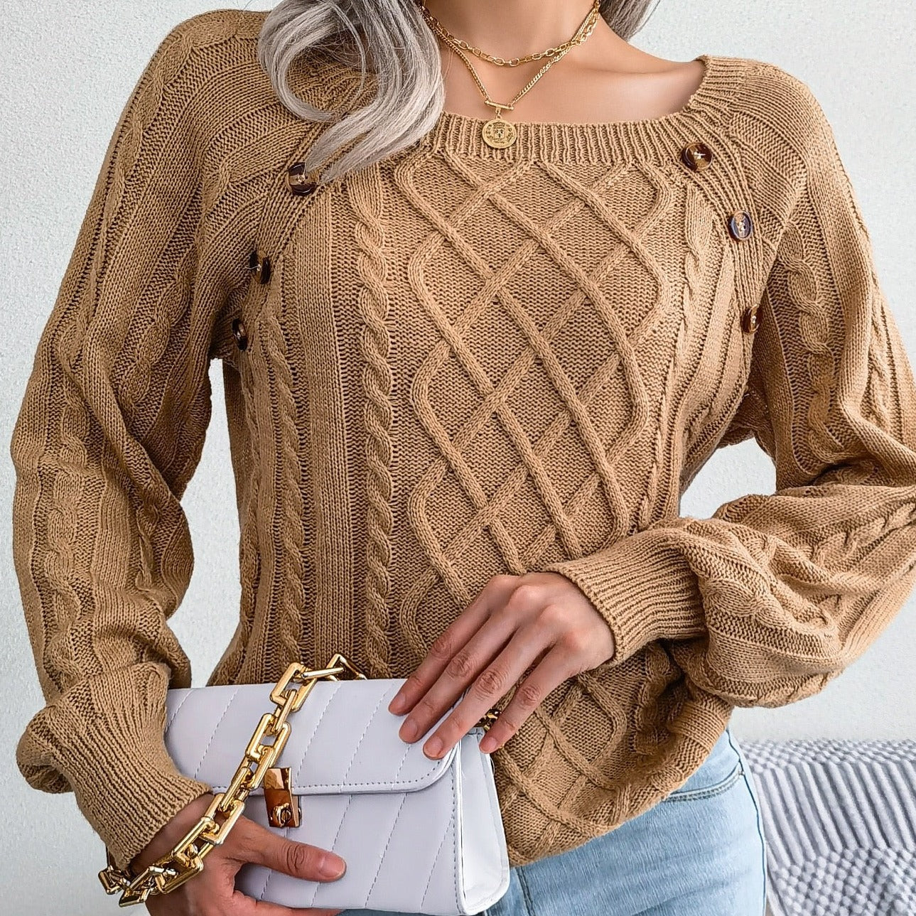Stylowy sweter damski z dzianiny - Adelinda