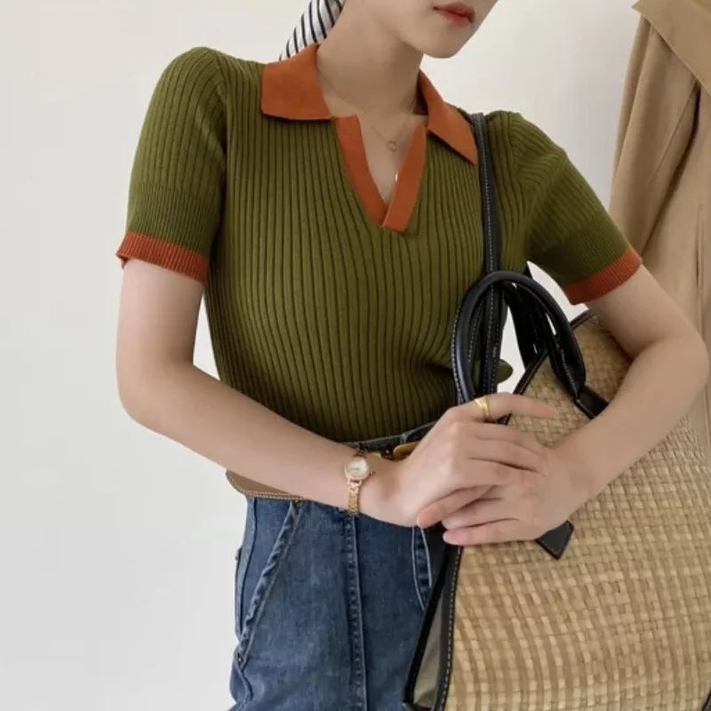 Tarmila Top | Casualowy top z dzianiny z dekoltem w szpic