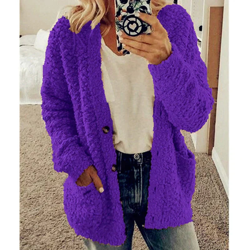 Stylowy sweter damski na zimę