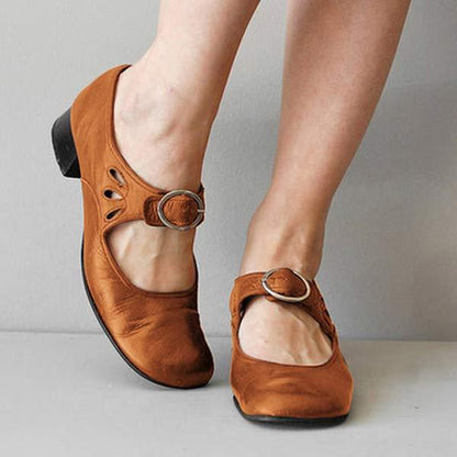 Buty z okrągłym noskiem Anika | Vintage