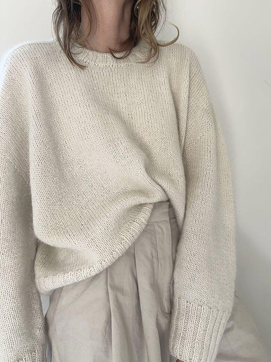 Wyrafinowany sweter z klasycznym okrągłym dekoltem