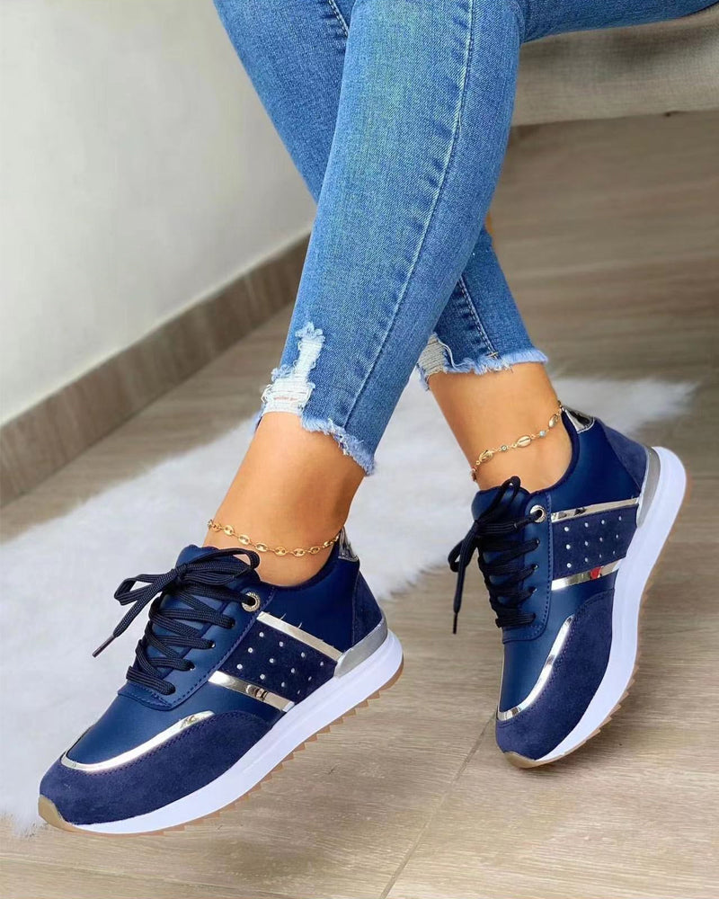 Buty sportowe w jednolitym kolorze