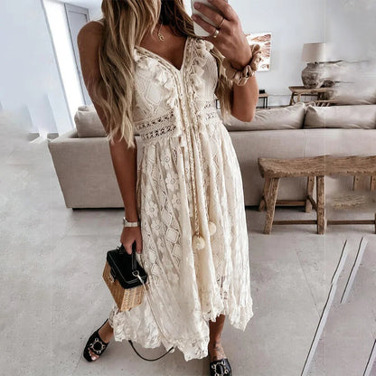 Sukienka boho z koronką i frędzlami