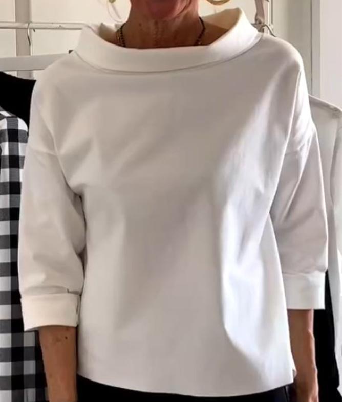 Elegancki top z wysoką stójką dla kobiet
