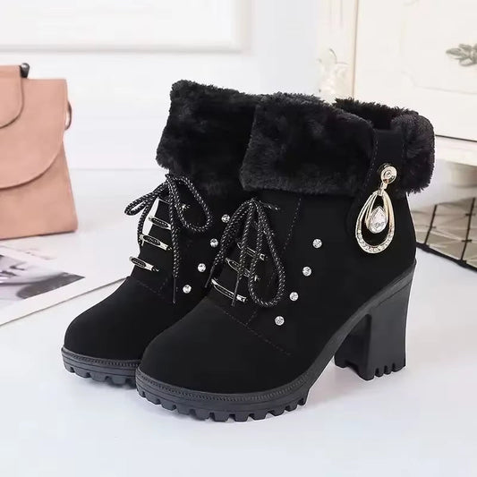Eleganckie damskie buty zimowe na obcasie