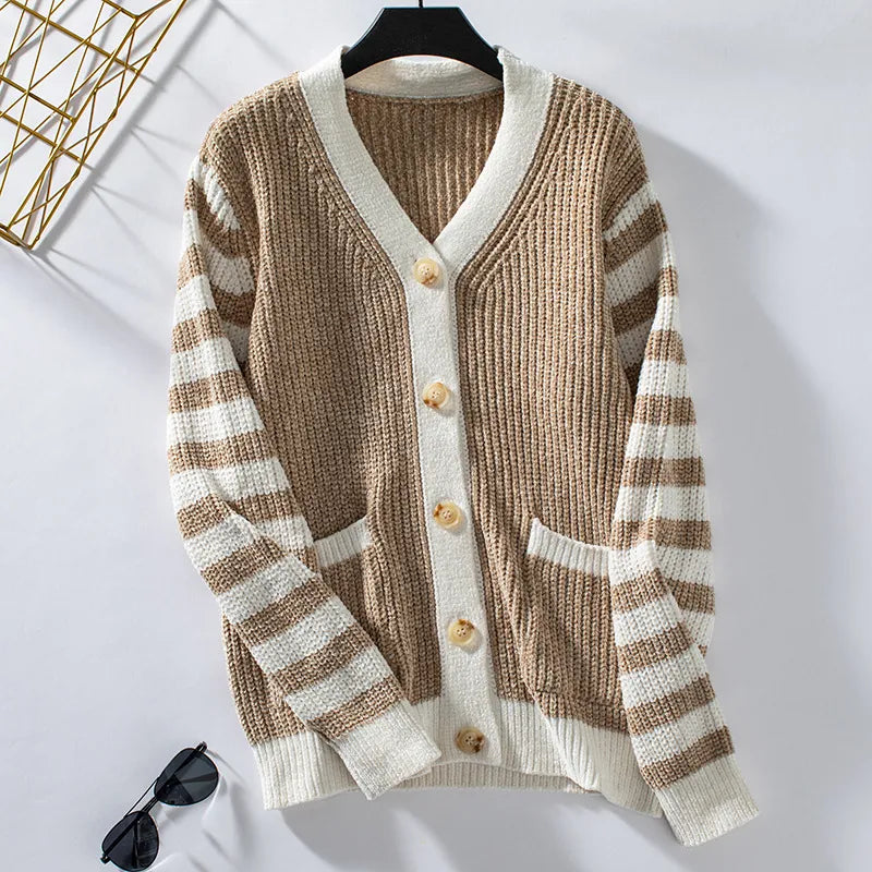 Sweter Amelie z guzikami w paski