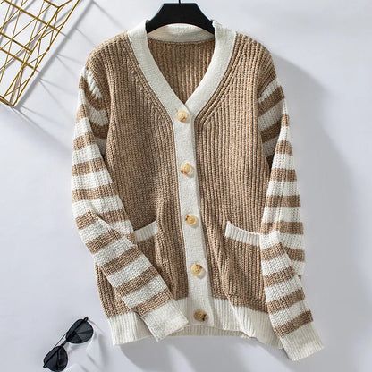 Sweter Amelie z guzikami w paski