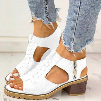 Chloe - Sandały zapinane na zamek