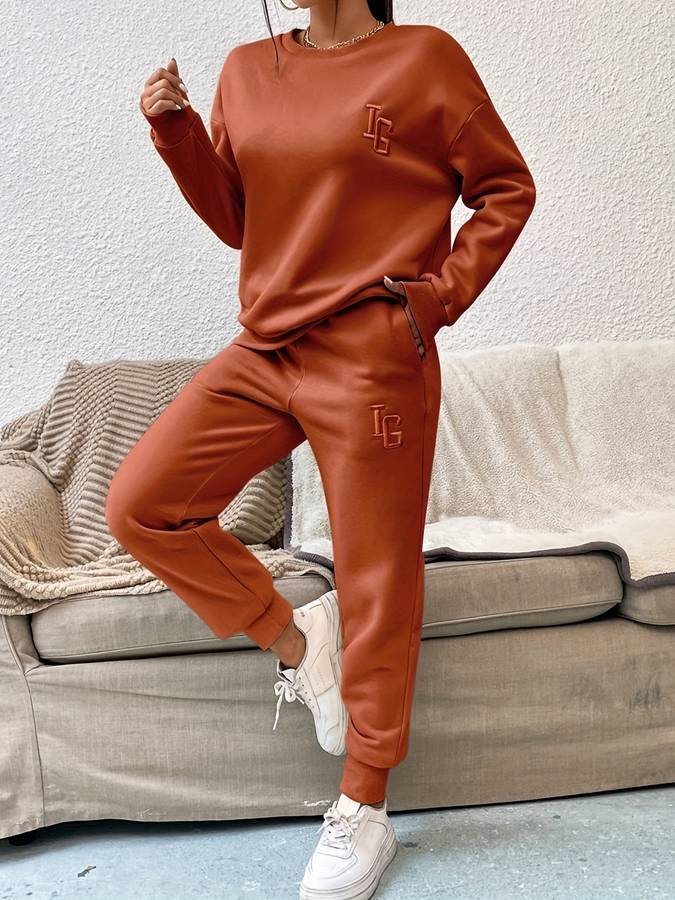 Heidi Fashion - Stylowy i wygodny sweter i spodnie na jesień dla kobiet