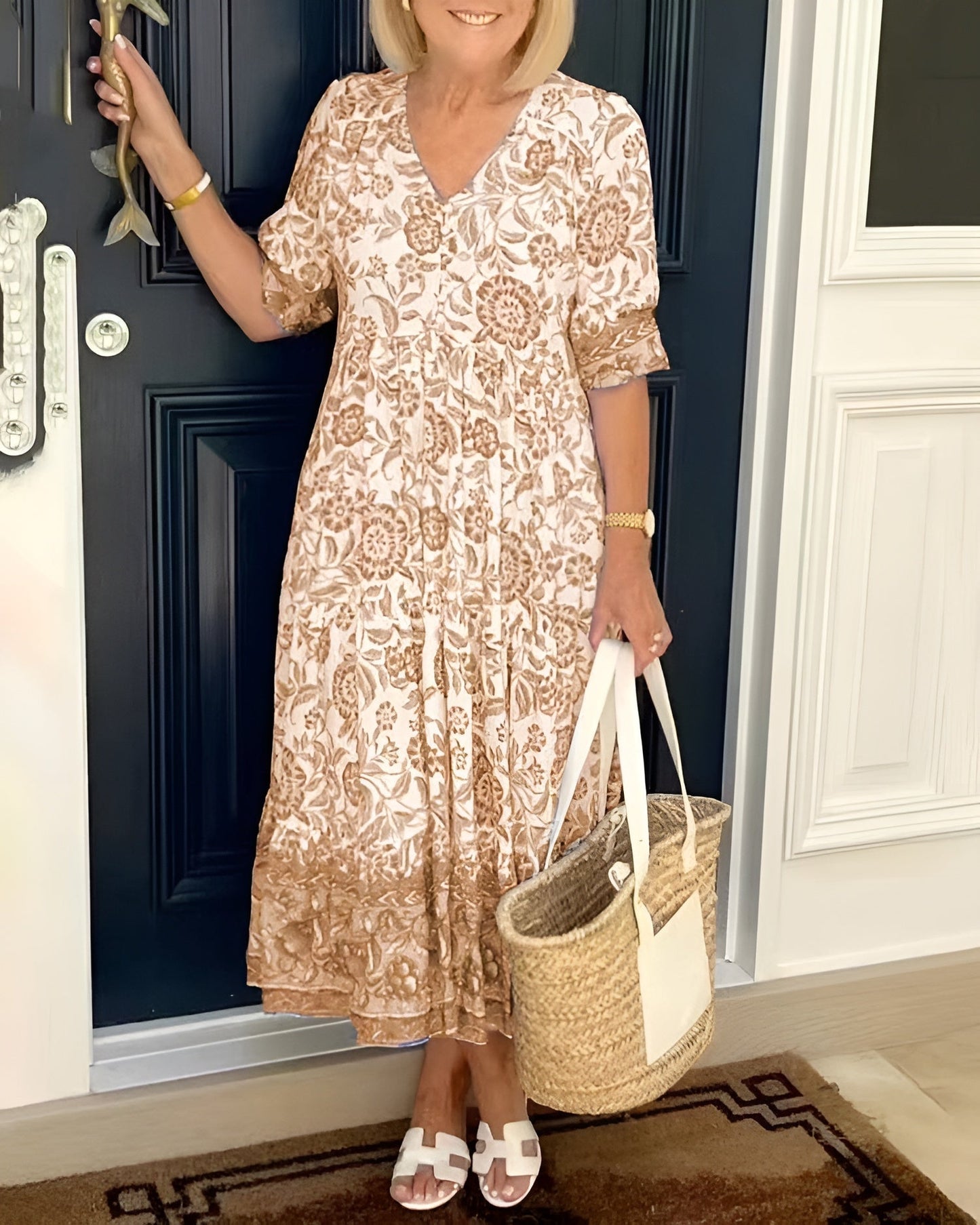 Elegancka sukienka w kwiaty