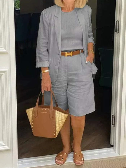 Zestaw damski - elegancka marynarka i szorty - stylowy - idealny na ciepłe dni