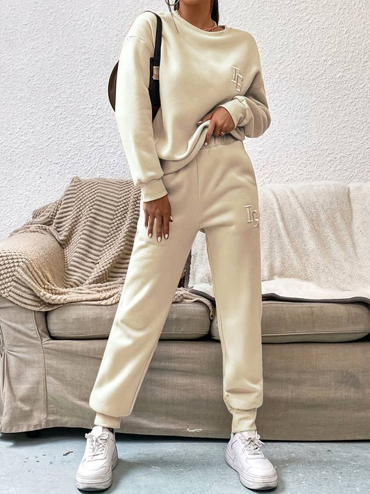 Heidi Fashion - Stylowy i wygodny sweter i spodnie na jesień dla kobiet