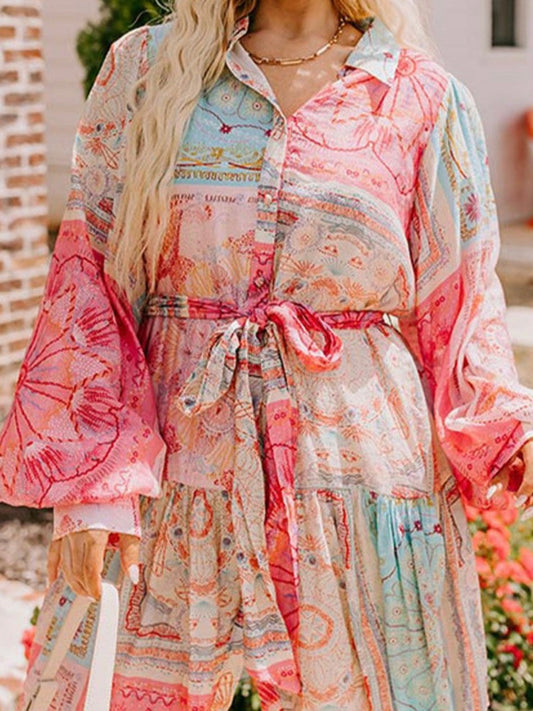Sukienka z naszywkami boho