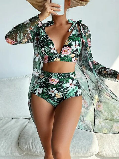 Seksowne bikini z kwiatowym wzorem i nakładką