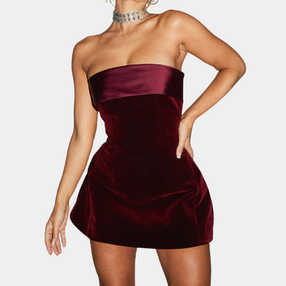 Elegancka sukienka mini dla kobiet