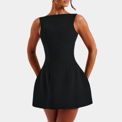 Janelle - Elegancka damska mini sukienka z odkrytymi plecami