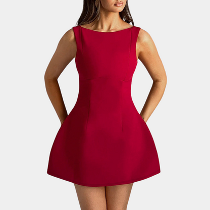 Janelle - Elegancka damska mini sukienka z odkrytymi plecami