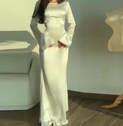 Lindsay | Elegancka satynowa sukienka imprezowa z długim rękawem