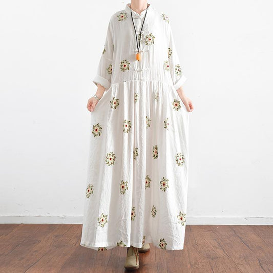 Cassy - Letnia sukienka w kwiaty w stylu chinoiserie