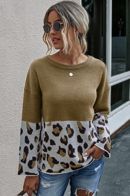 Sweter damski z okrągłym dekoltem w panterkę