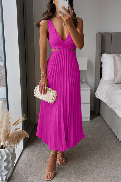 Plisowana sukienka maxi z detalem w talii