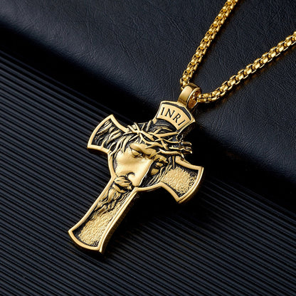 Inri | Wisiorek z krzyżem i łańcuszkiem