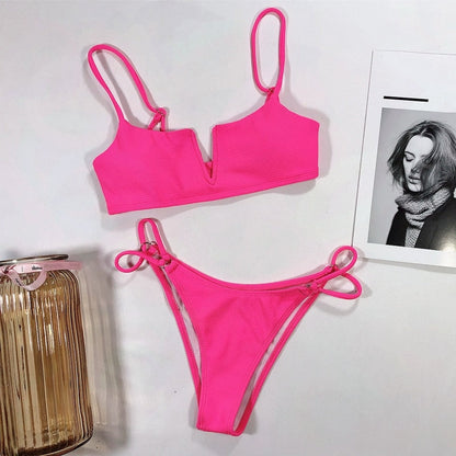 AquaLivv - Brazylijskie bikini z dekoltem w szpic