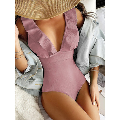 Minimalistyczne i lekkie bikini