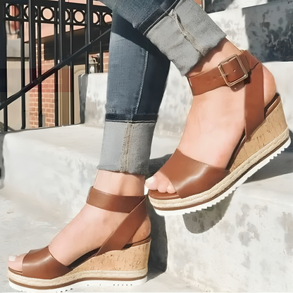 Zoe® | Stylowe sandały z klinowym obcasem