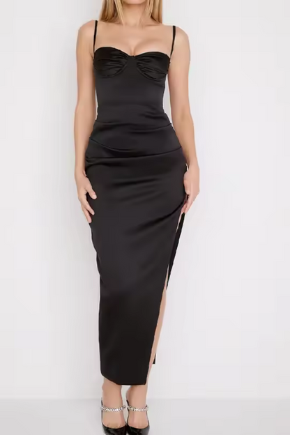 Isabella | Elegancka satynowa sukienka z plisowaną halką