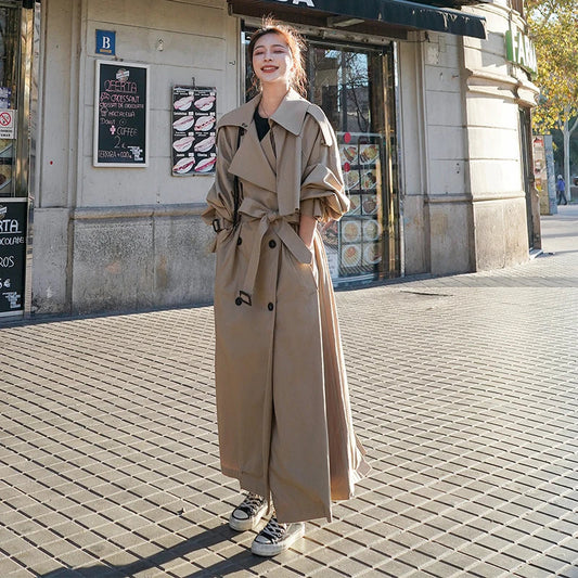 Yvonne - oversize'owy dwurzędowy trencz