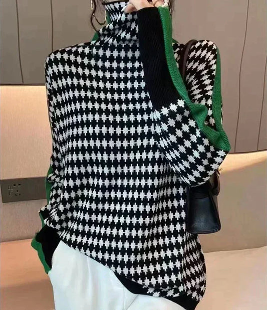 Sweter Isabelle Moreau z żółwim dekoltem