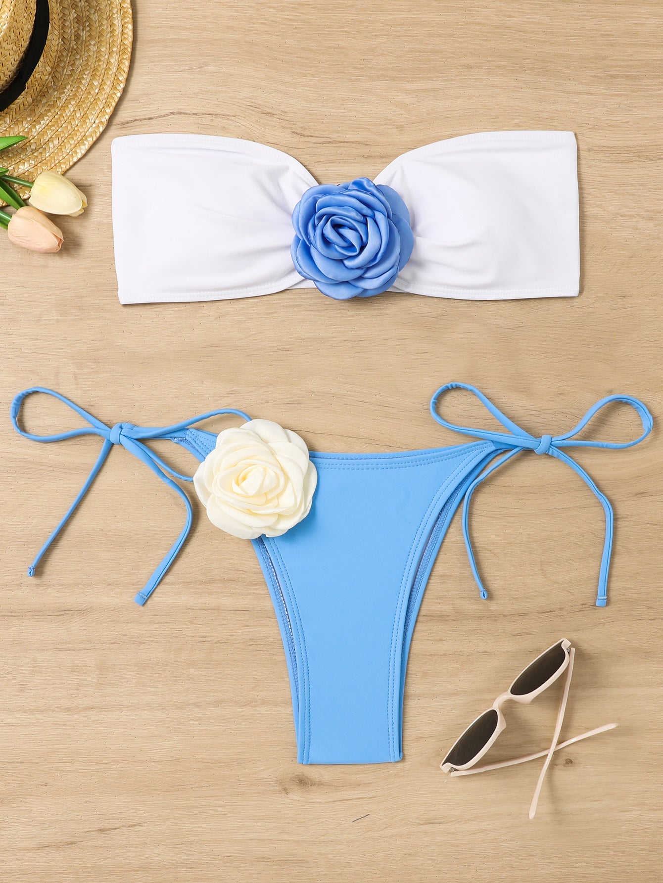 Świeże i kobiece bikini