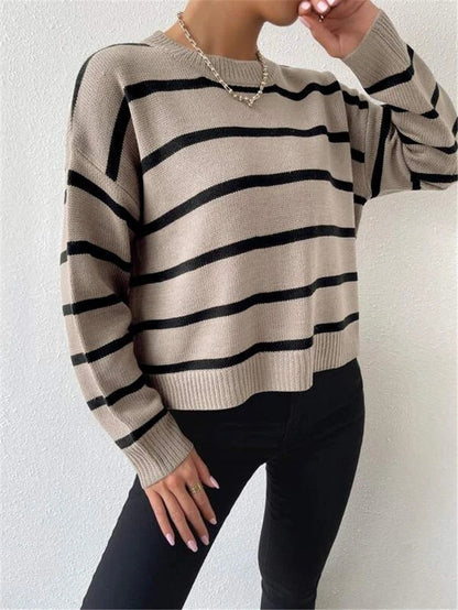 Sweter oversize w paski od Evangeline