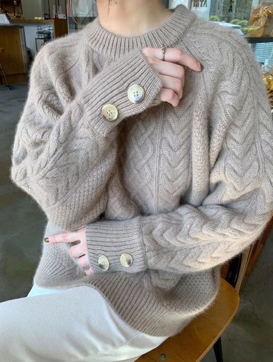 Sweter damski z grubymi guzikami