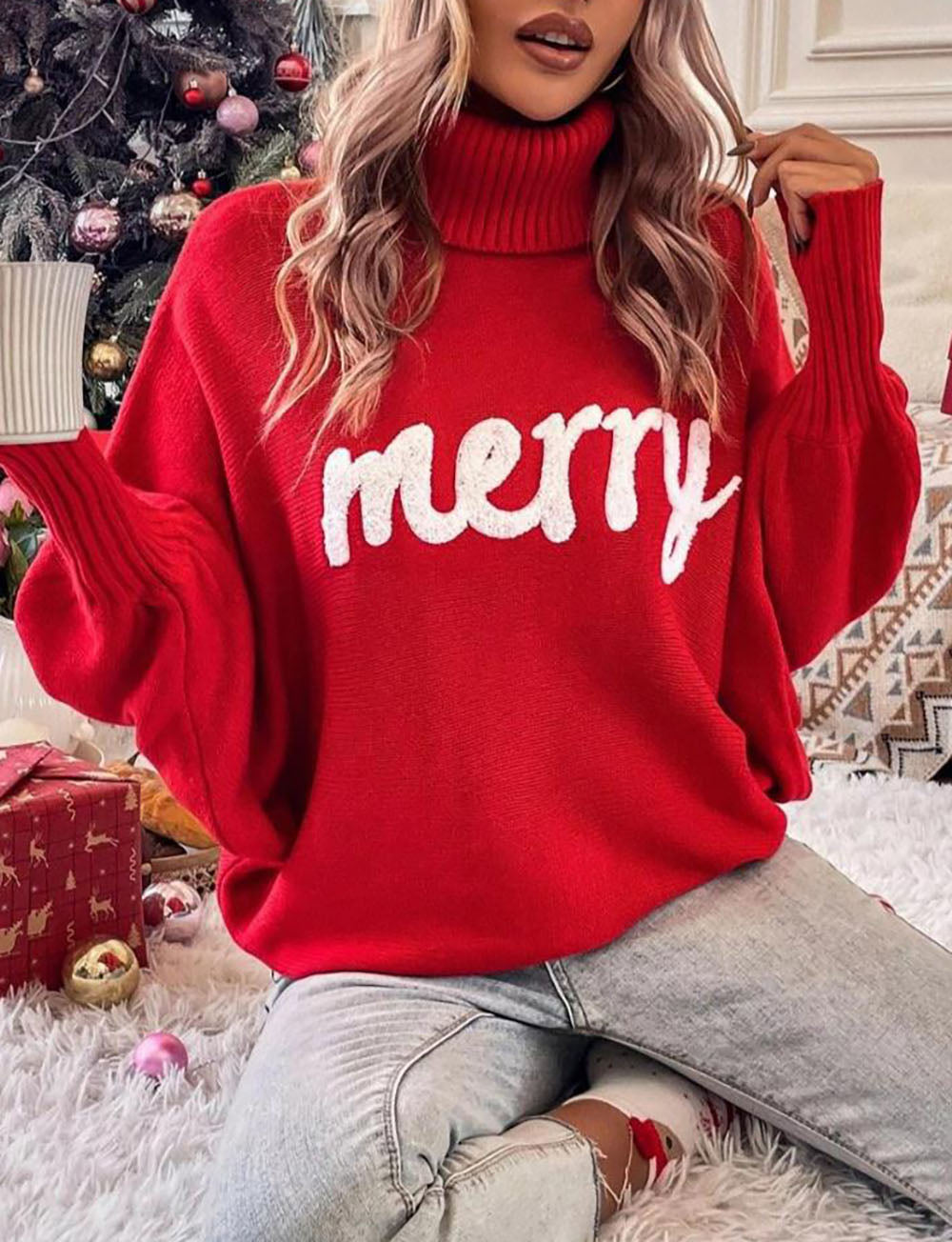Sweter damski z nietoperzowymi rękawami i golfem
