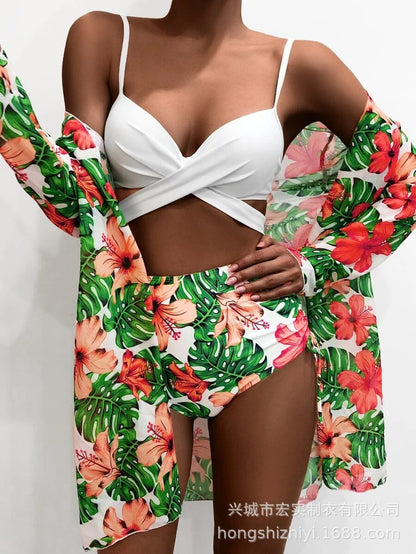Wygodne przewiewne letnie bikini