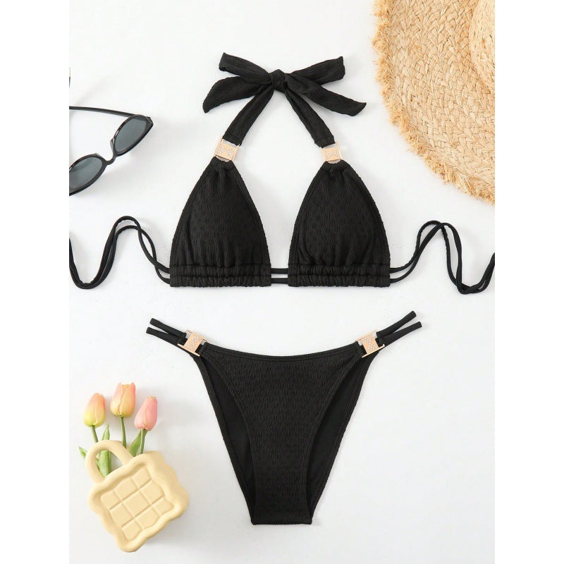 Klasyczne i uniwersalne bikini