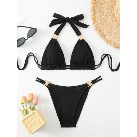 Klasyczne i uniwersalne bikini