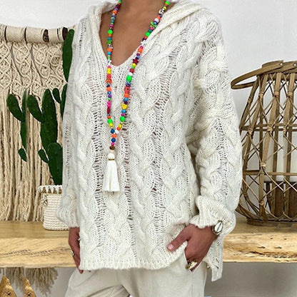 Sweter z dzianiny z dekoltem w szpic