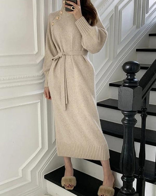 Quettie - Dzianinowa sukienka z wysokim dekoltem w stylu vintage