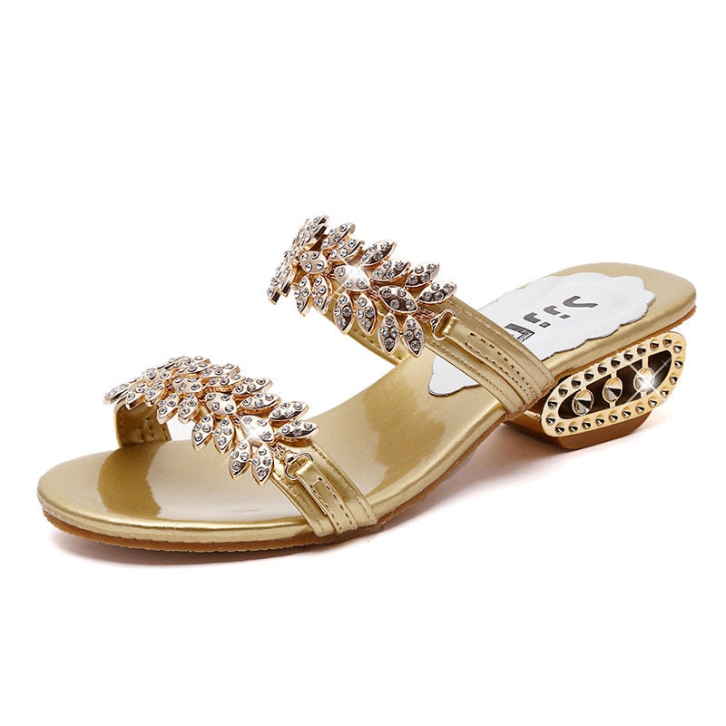 FancySlides™: eleganckie kapcie dla kobiet