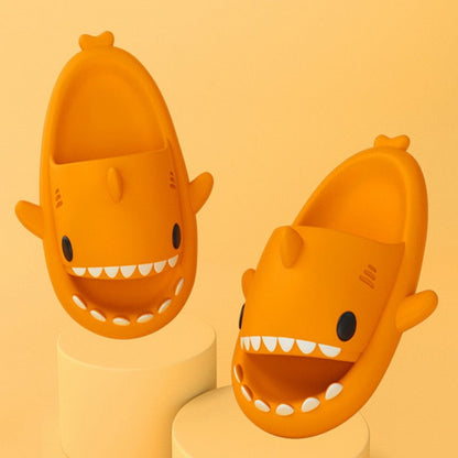 SharkToes™: Sandały z motywem rekina