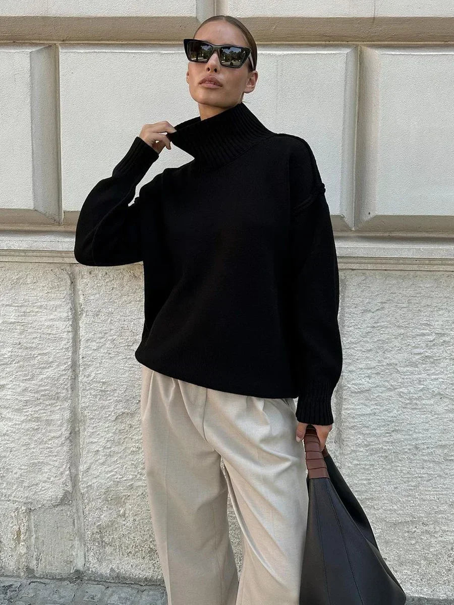 Sweter Darwin z golfem wykonany z gładkiej dzianiny