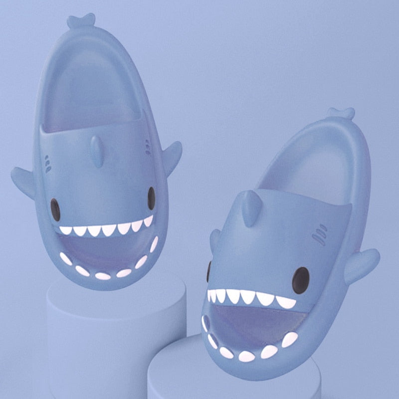 SharkToes™: Sandały z motywem rekina