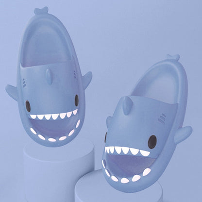 SharkToes™: Sandały z motywem rekina