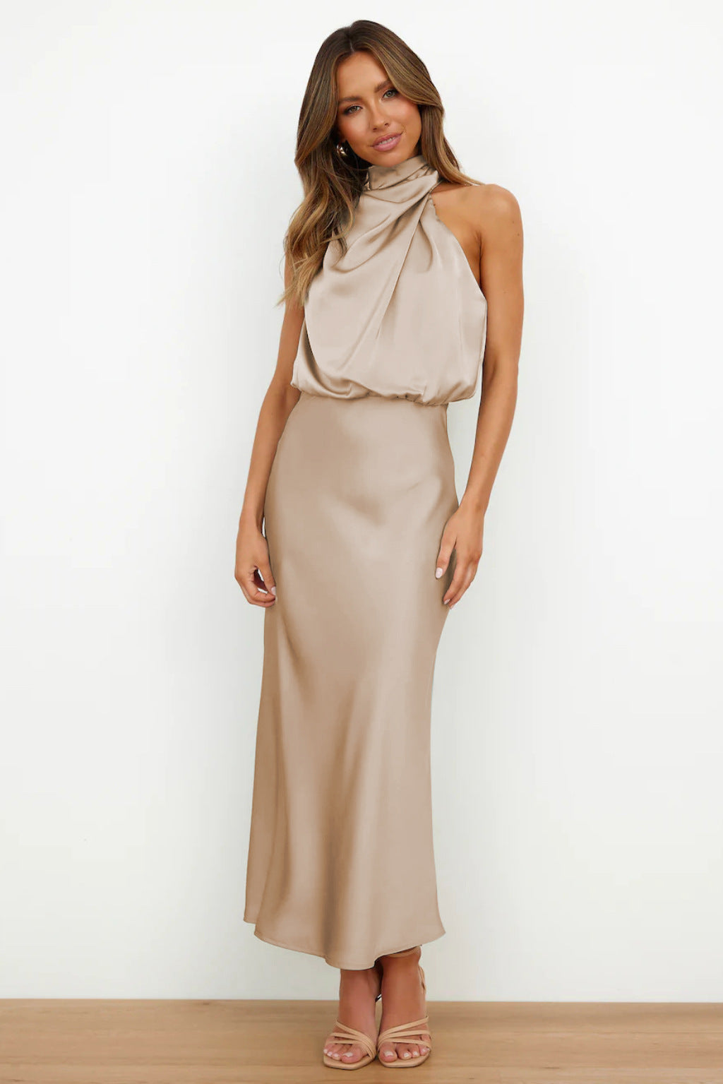 Aure - Elegancka sukienka maxi