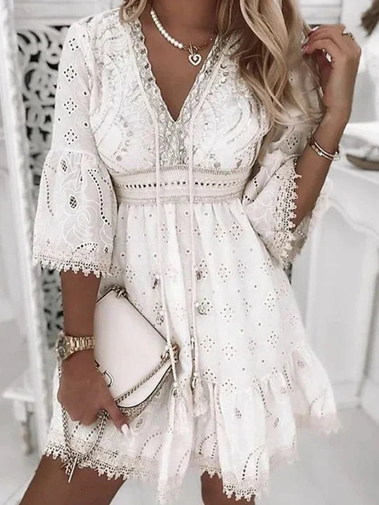 Letnia sukienka w stylu boho z haftem